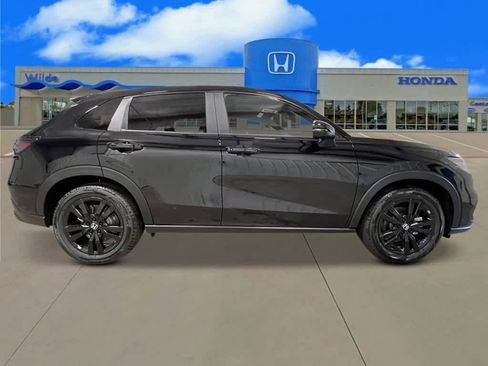 New 2026 Honda HR-V Sport image 8