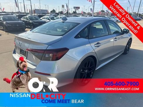 Used 2025 Honda Civic Sport image 5