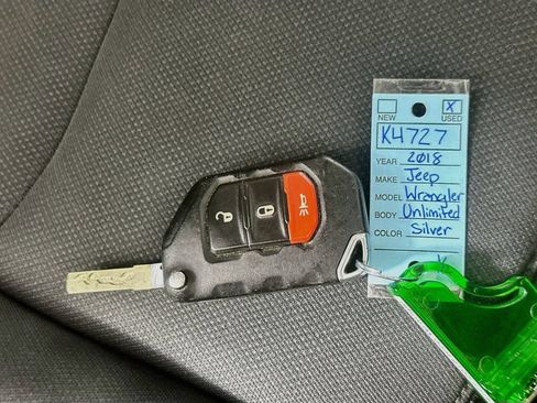 Used 2018 Jeep Wrangler Unlimited Sport S AWD/4WD image 33