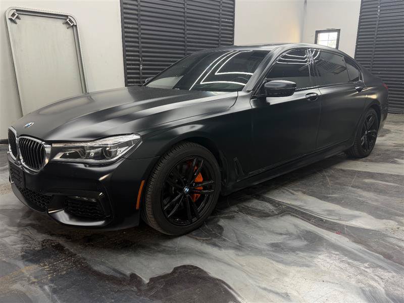 Used 2018 BMW 750i xDrive AWD/4WD image 3