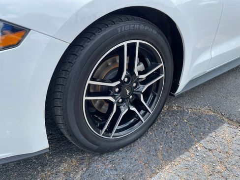 Used 2020 Ford Mustang Premium RWD image 9