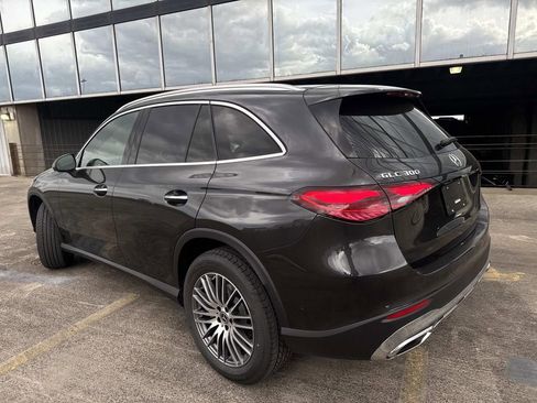 New 2026 Mercedes-Benz GLC 300 image 3