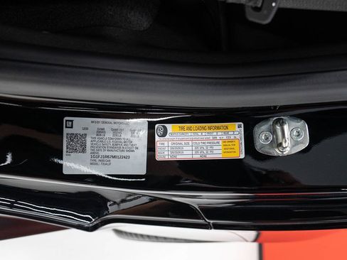 Used 2021 Chevrolet Camaro ZL1 RWD image 77