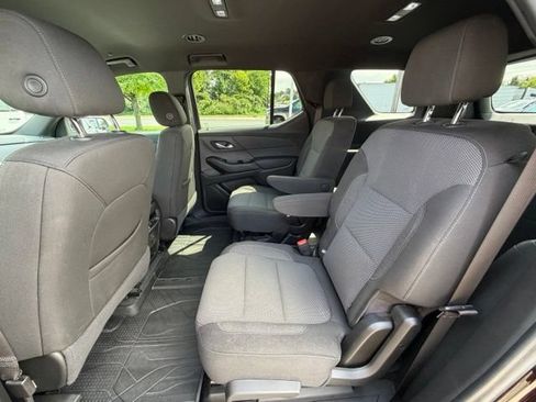 Used 2023 Chevrolet Traverse LT w/ LPO, Floor Liner Package AWD/4WD image 35