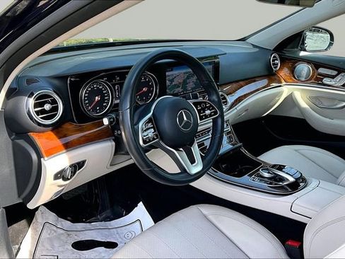 Used 2019 Mercedes-Benz E 300 4MATIC image 20