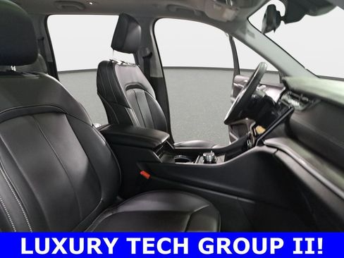 Certified 2024 Jeep Grand Cherokee Limited w/ Luxury Tech Group II image 11