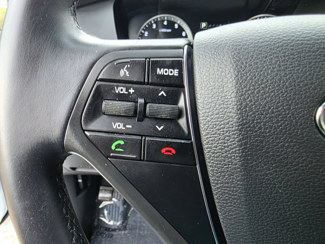 Used 2016 Hyundai Sonata Sport w/ Option Group 03 FWD image 27