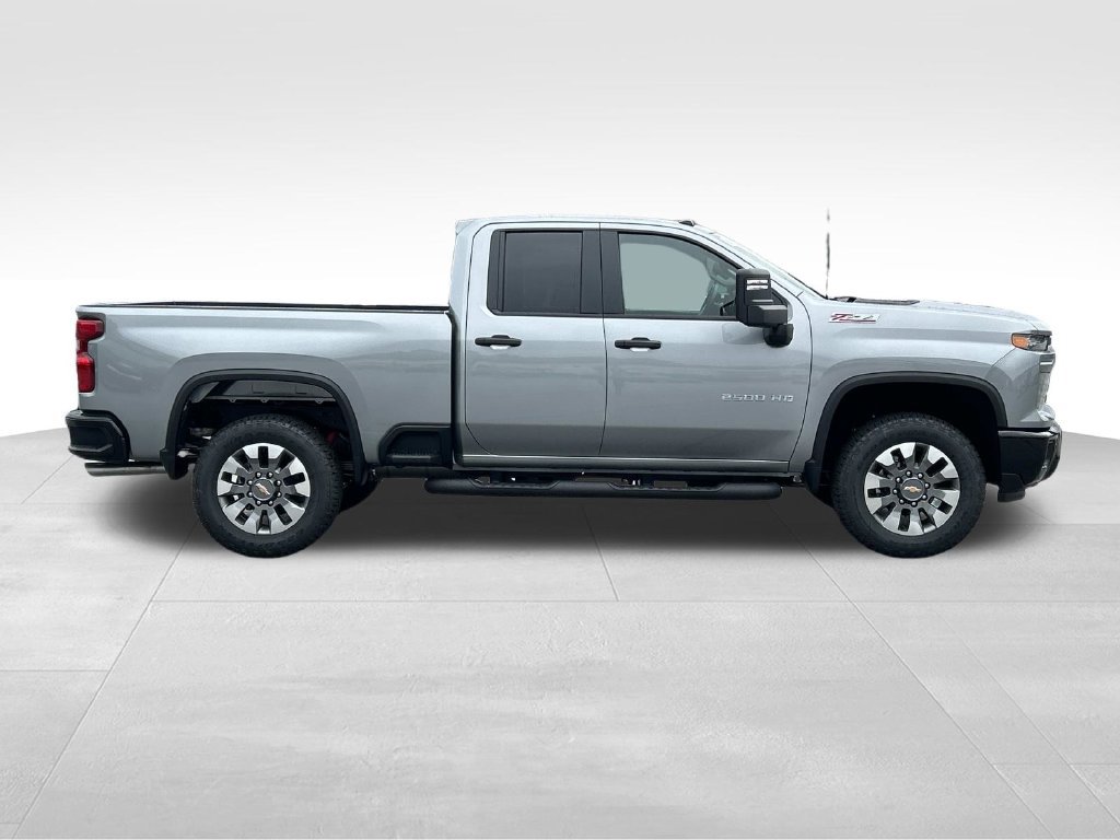 New 2026 Chevrolet Silverado 2500 Custom w/ Custom Value Package AWD/4WD image 2