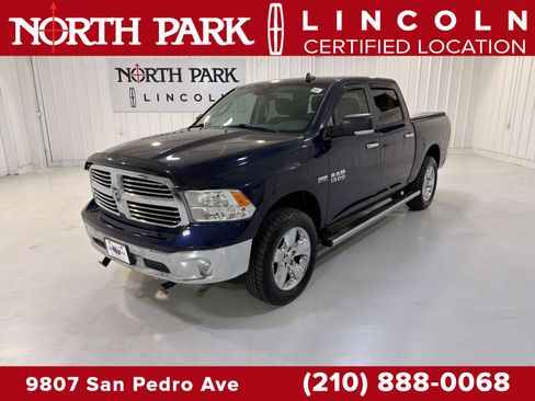 Used 2017 RAM 1500 Big Horn AWD/4WD image 1