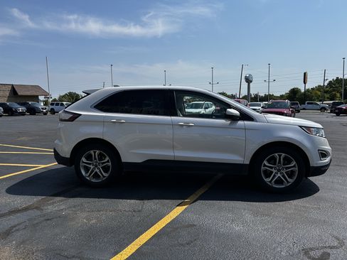 Used 2016 Ford Edge Titanium w/ Equipment Group 302A FWD image 4