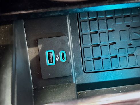 Used 2022 Ford Expedition Max Limited image 33