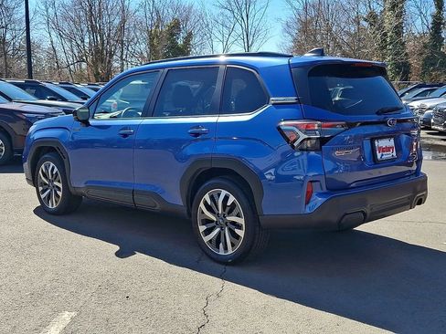 Used 2025 Subaru Forester Touring image 4