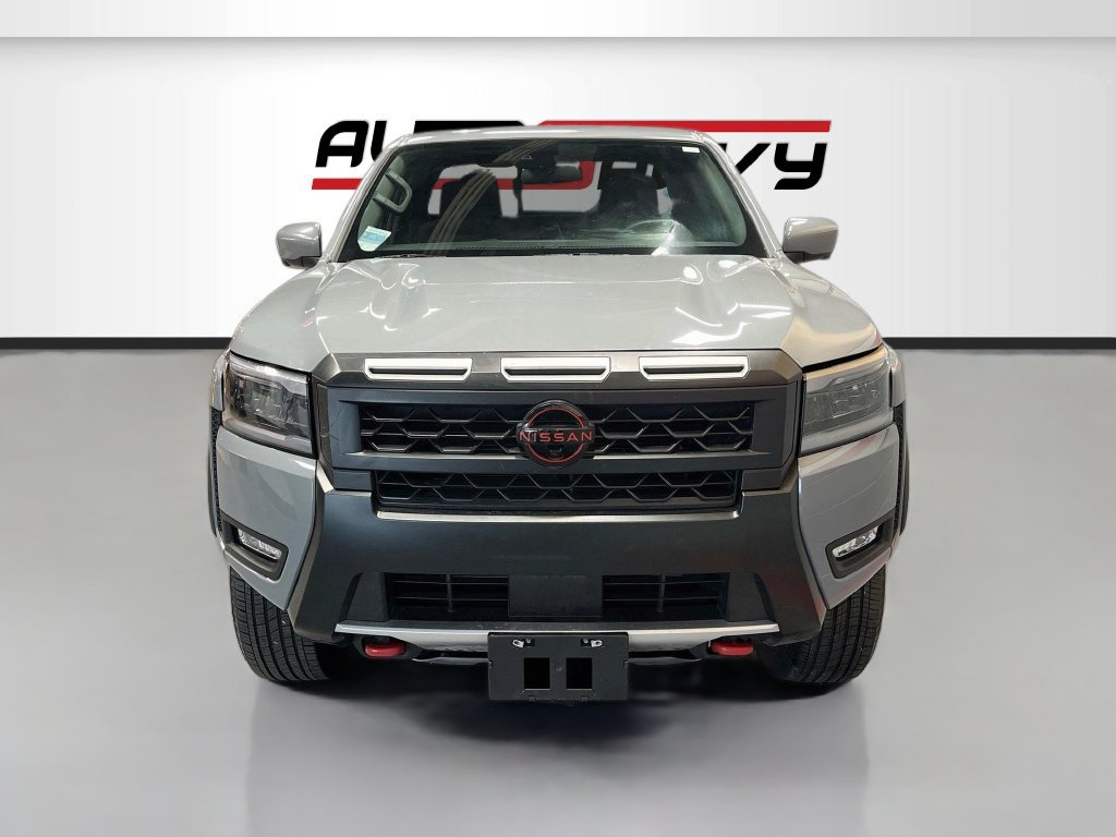 Used 2026 Nissan Frontier PRO-4X w/ Pro-4x Convenience Package AWD/4WD image 2