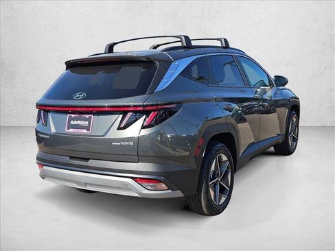 New 2025 Hyundai Tucson SEL image 2