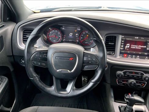 Used 2022 Dodge Charger R/T w/ Blacktop Package image 6
