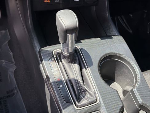 Used 2024 Honda Civic Sport image 18