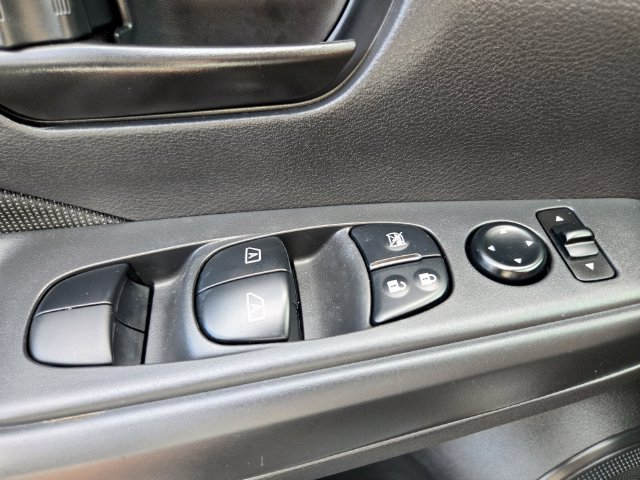Used 2025 Nissan Kicks Play S FWD image 36