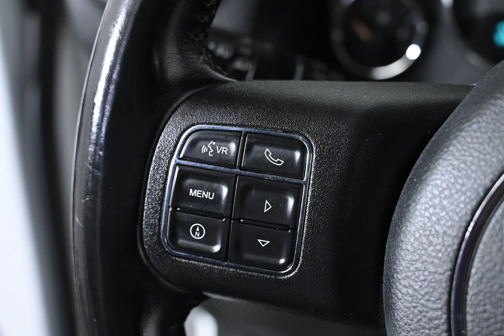 Used 2018 Jeep Wrangler Unlimited Sport S AWD/4WD image 14