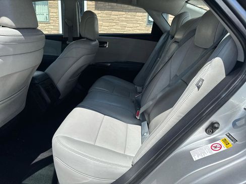 Used 2014 Toyota Avalon XLE FWD image 36