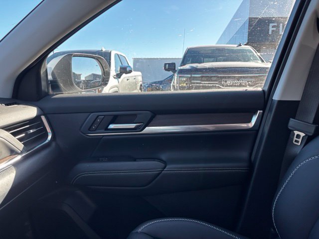 Used 2026 GMC Terrain Denali w/ LPO, Floor Liner Package AWD/4WD image 13