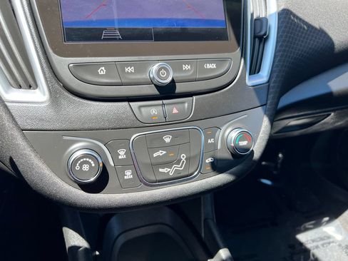 Used 2024 Chevrolet Malibu LS FWD image 26