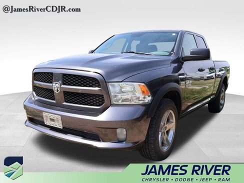 Used 2017 RAM 1500 Express AWD/4WD image 1