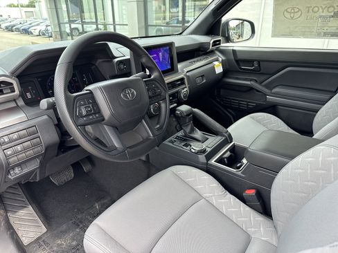 New 2025 Toyota Tacoma SR5 AWD/4WD image 21