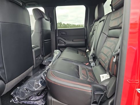 New 2026 Nissan Frontier PRO-4X w/ Pro Premium Package AWD/4WD image 17
