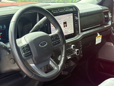 Used 2024 Ford F250 Lariat w/ Sport Appearance Package AWD/4WD image 18