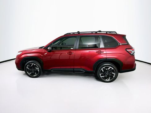 Used 2025 Subaru Forester Limited image 4