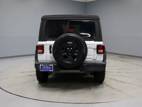 Used 2022 Jeep Wrangler Unlimited Sport AWD/4WD image 10