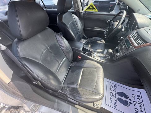 Used 2013 Lexus ES 350 w/ Luxury Pkg FWD image 28