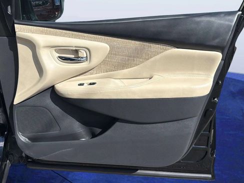 Used 2023 Nissan Murano SV AWD/4WD image 20