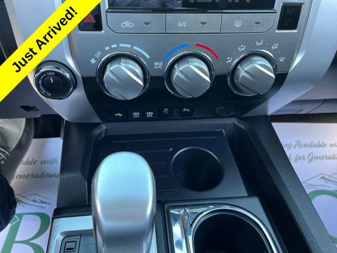 Used 2021 Toyota Tundra SR5 AWD/4WD image 30