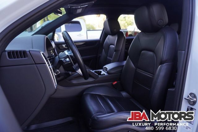 Used 2023 Porsche Cayenne AWD/4WD image 94