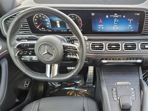 Certified 2025 Mercedes-Benz GLS 450 4MATIC image 27