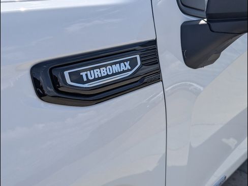 New 2026 GMC Sierra 1500 Elevation image 11