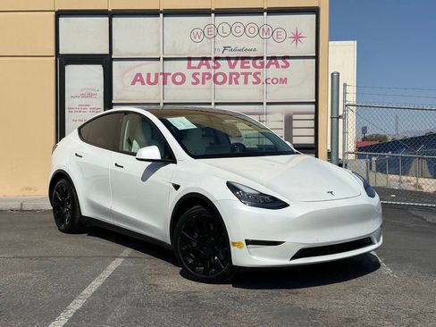 Used 2021 Tesla Model Y Long Range AWD/4WD image 2