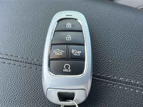 Certified 2022 Hyundai Santa Cruz SEL FWD image 30