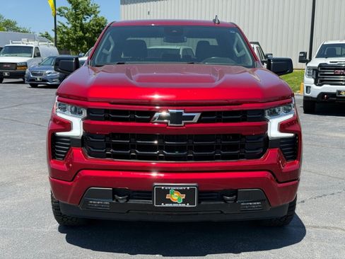 Used 2023 Chevrolet Silverado 1500 RST w/ Z71 Off-Road Package AWD/4WD image 3