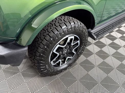 Certified 2025 Ford Bronco Outer Banks AWD/4WD image 9