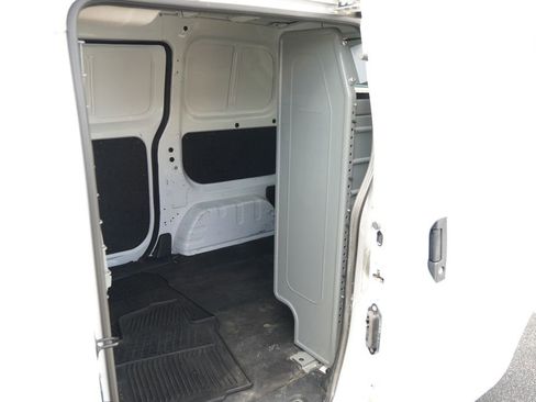 Used 2015 Nissan NV200 SV w/ Back Door Glass Package image 9