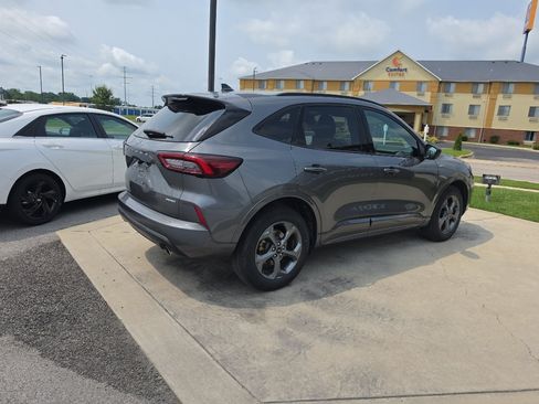 Used 2024 Ford Escape ST-Line AWD/4WD image 5