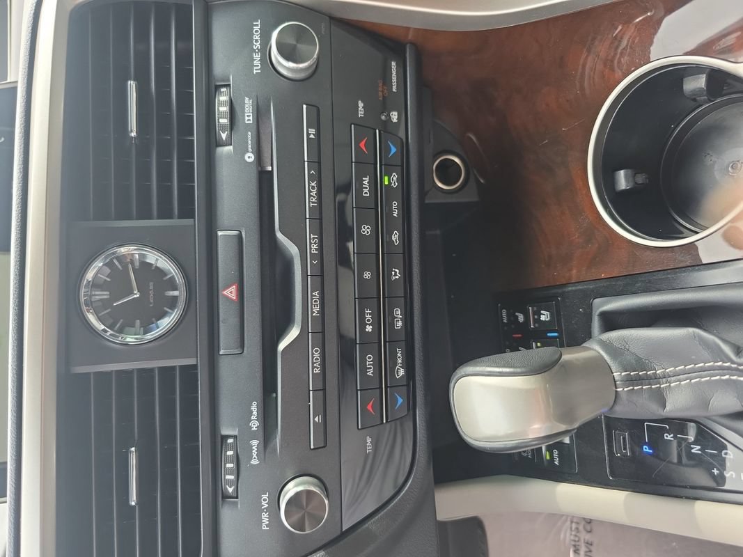 Used 2019 Lexus RX 450h AWD w/ Navigation Package image 12