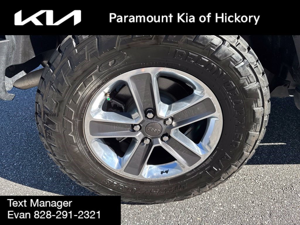 Used 2021 Jeep Wrangler Unlimited Sahara w/ Safety Group AWD/4WD image 9