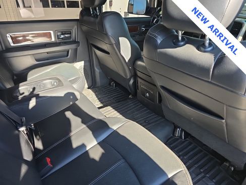 Used 2018 RAM 3500 Laramie w/ Convenience Group image 38