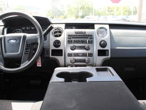 Used 2011 Ford F150 XLT w/ XLT Custom Pkg RWD image 8