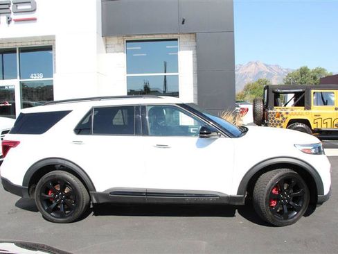 Used 2022 Ford Explorer ST w/ Equipment Group 401A AWD/4WD image 10