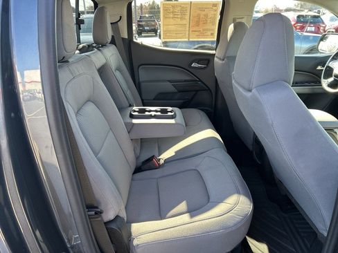 Used 2016 Chevrolet Colorado LT w/ LT Convenience Package image 18