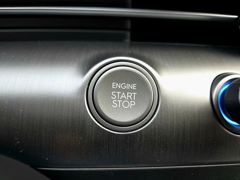 New 2026 Hyundai Kona SE FWD image 14